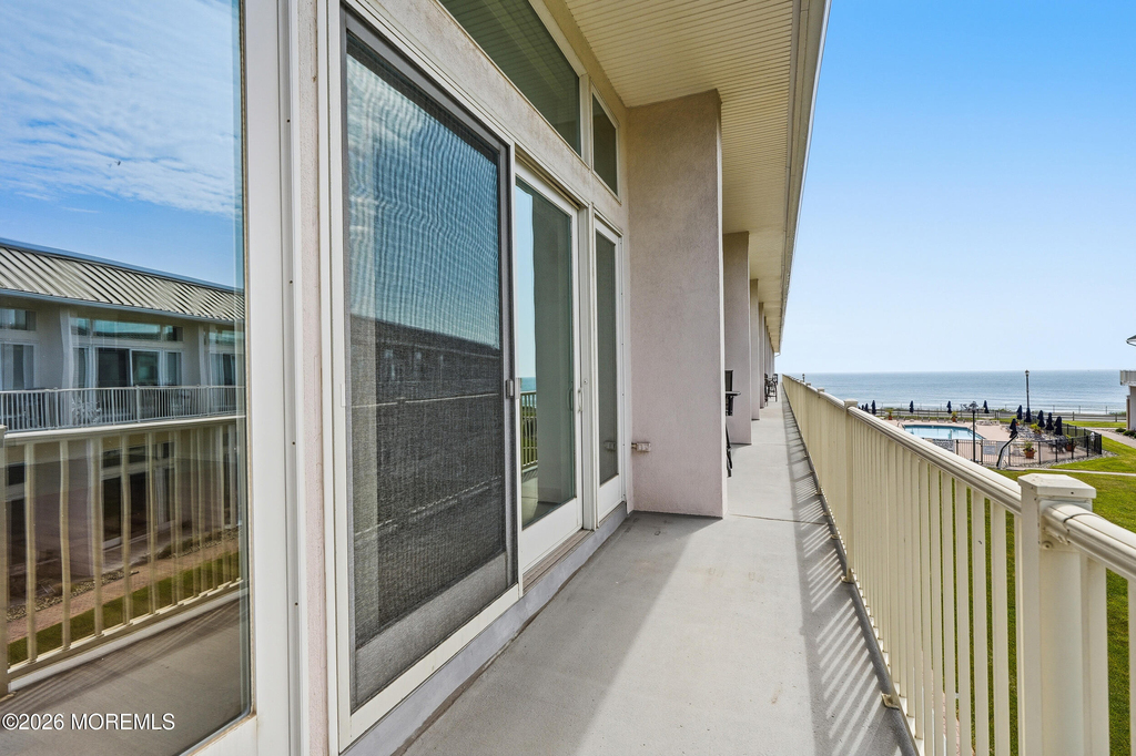 448 Ocean Avenue - Photo 5