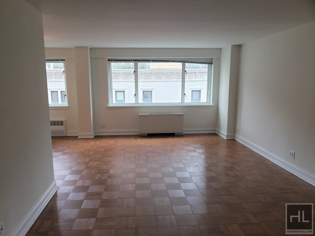 East 71st Street - Photo 0