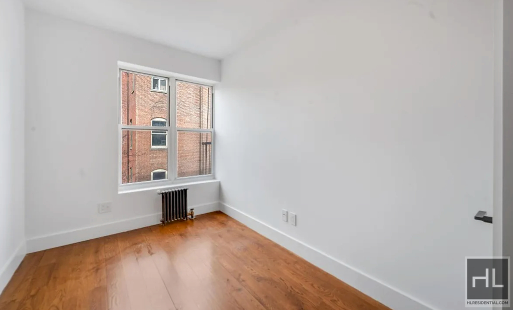 East 5th Street - Photo 6