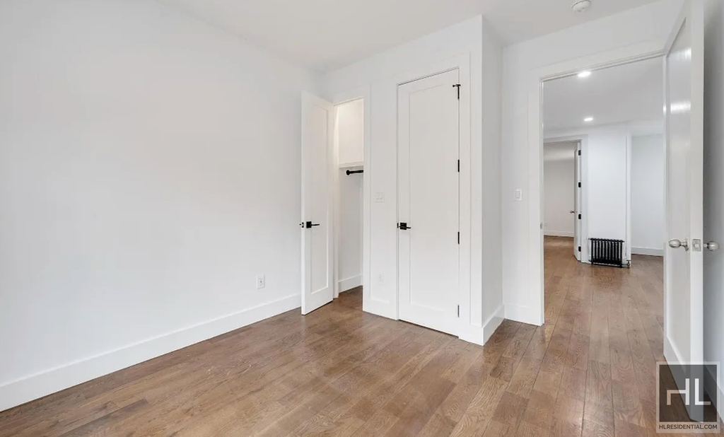 East 5th Street - Photo 3