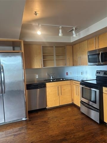 329 E Colorado Boulevard - Photo 8