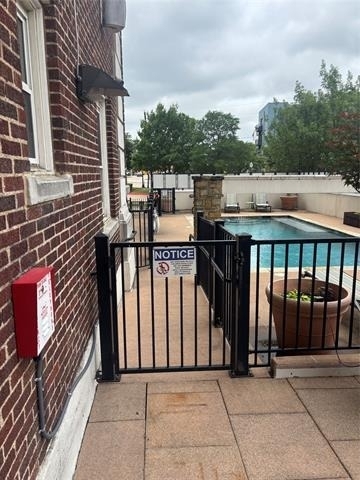 329 E Colorado Boulevard - Photo 34