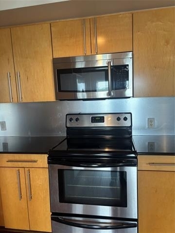 329 E Colorado Boulevard - Photo 12