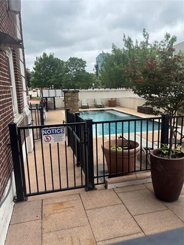 329 E Colorado Boulevard - Photo 33