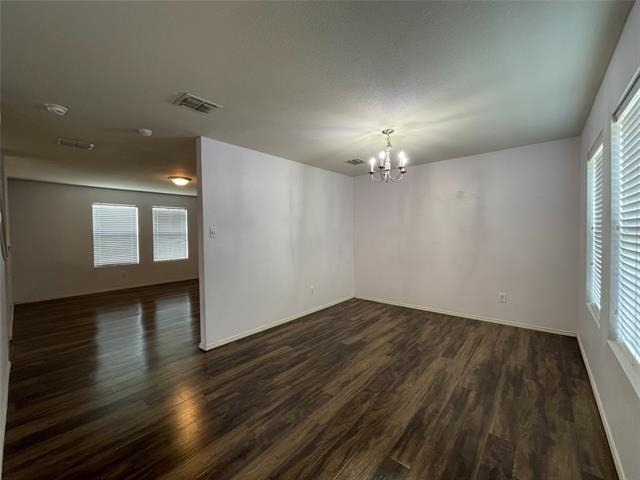 2801 Mockingbird Street - Photo 5