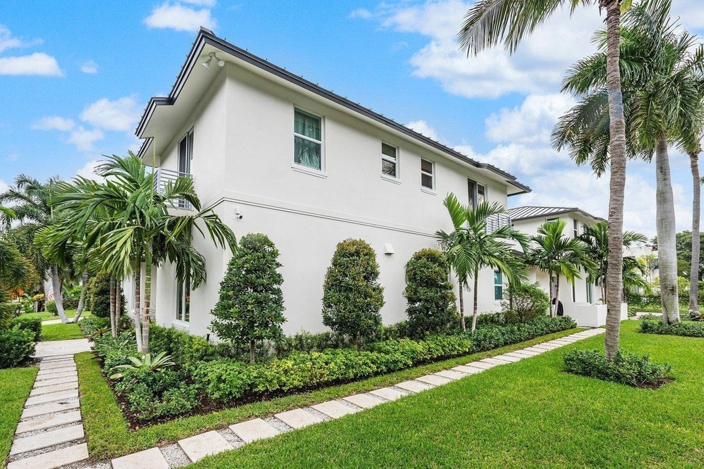 217 Gulfstream Boulevard - Photo 47