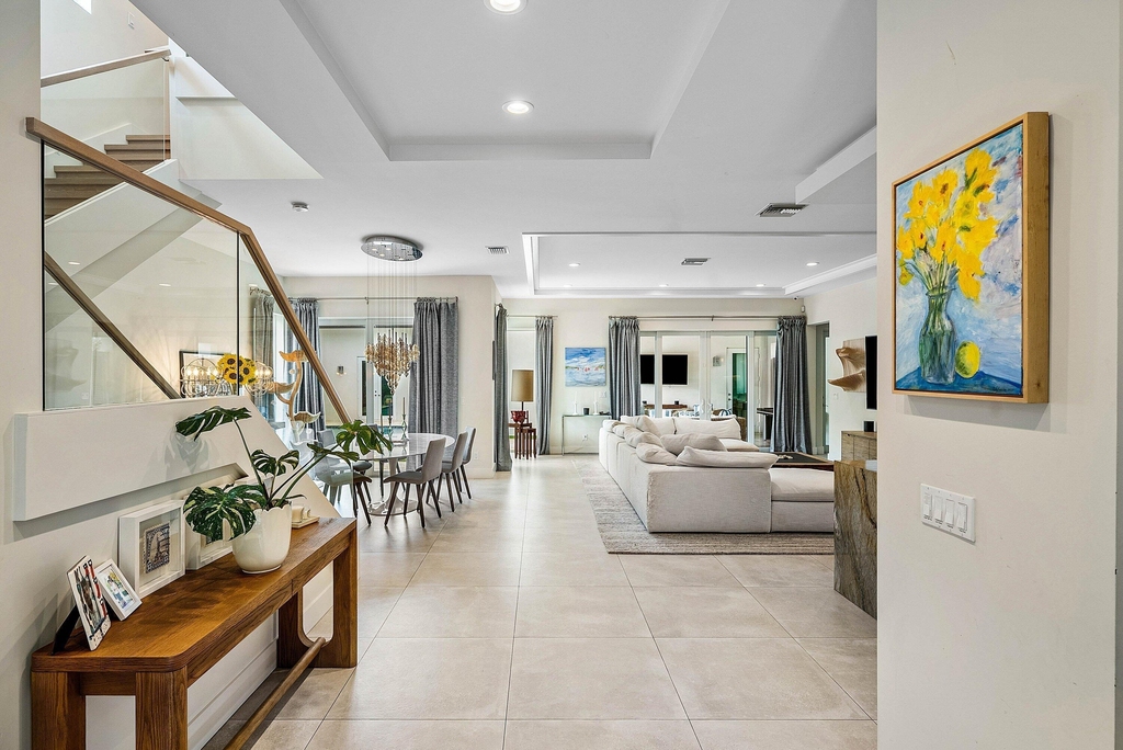 217 Gulfstream Boulevard - Photo 5