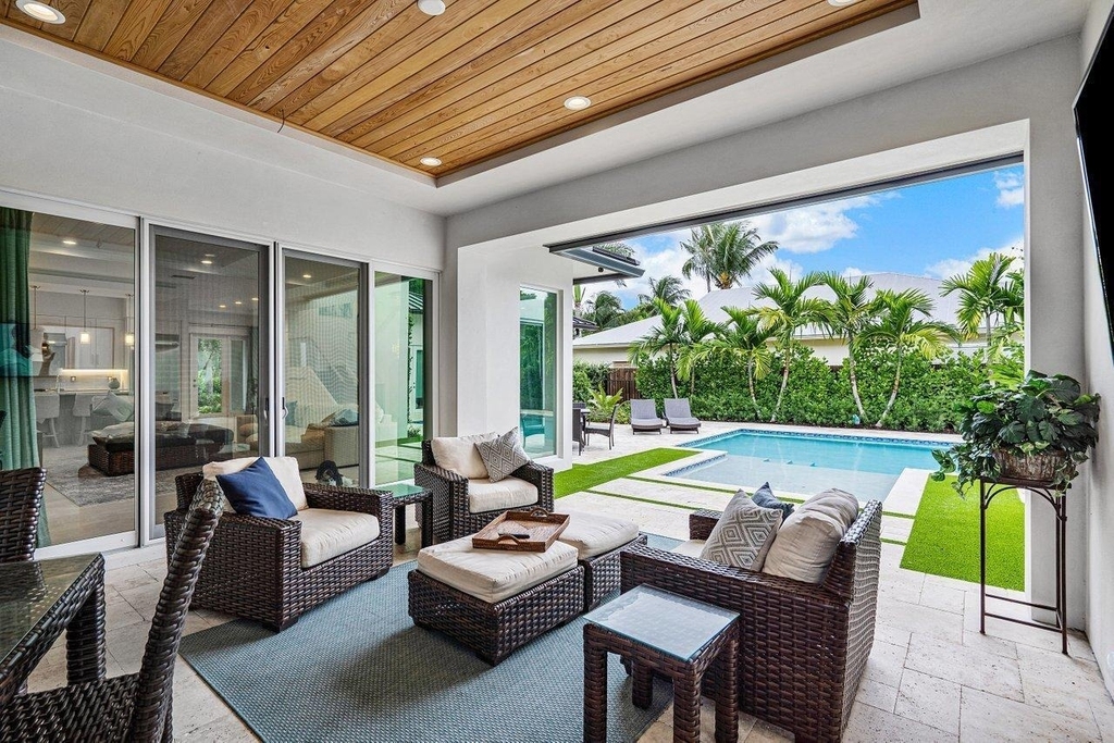217 Gulfstream Boulevard - Photo 32