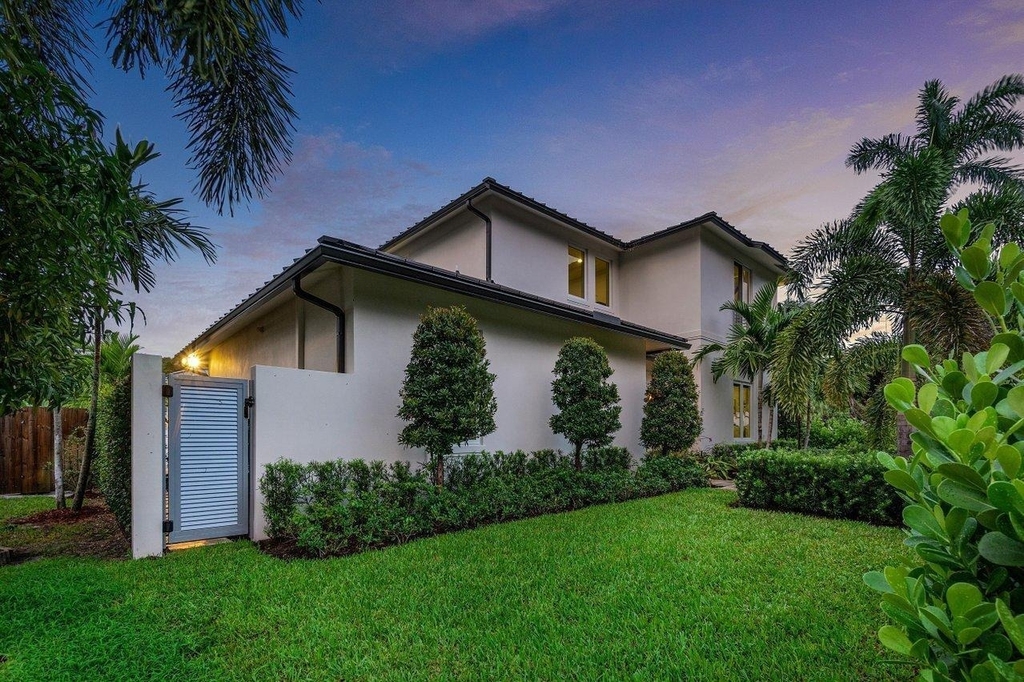 217 Gulfstream Boulevard - Photo 50