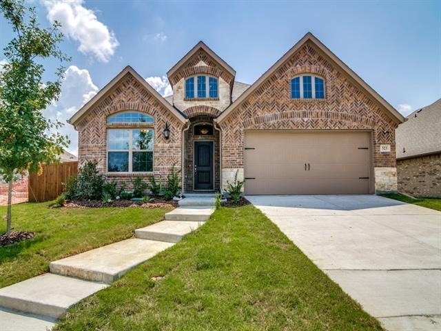 323 Sweetspire Drive - Photo 0