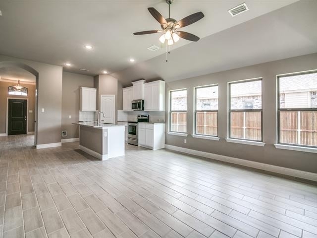 323 Sweetspire Drive - Photo 7