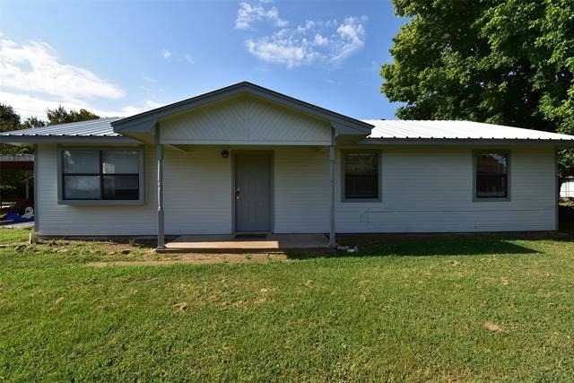 514 Pecan Street - Photo 0