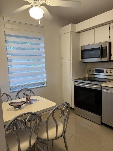 8934 Sunnywood Place - Photo 4