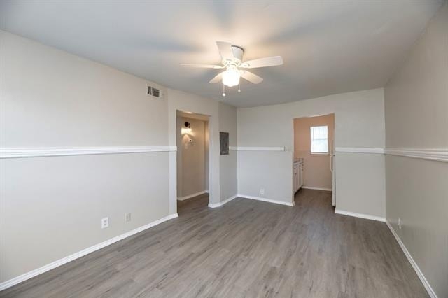 2408 Meyers Street - Photo 2