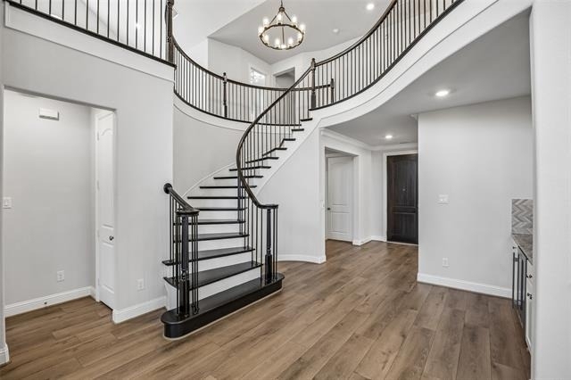 4913 Meadow Creek Drive - Photo 3