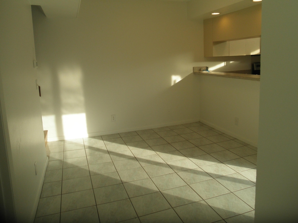 3896 Victoria Drive - Photo 4