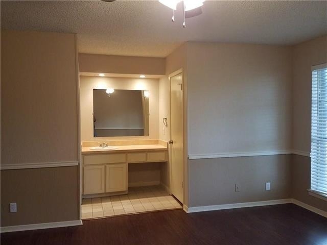 6919 W Cleburne Road - Photo 6