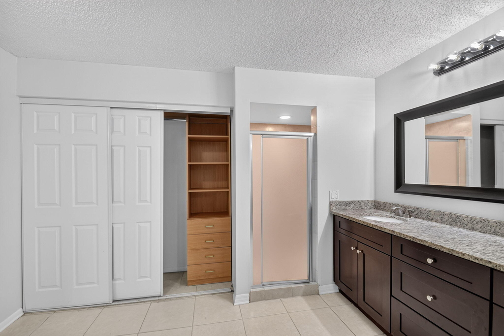 744 Springdale Circle - Photo 32