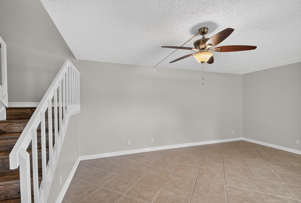 744 Springdale Circle - Photo 5