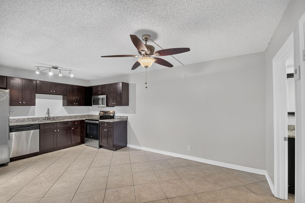 744 Springdale Circle - Photo 9