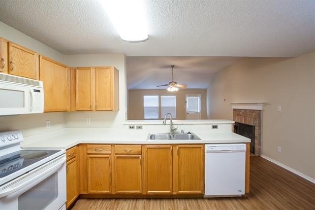1118 Water Oak Way - Photo 12