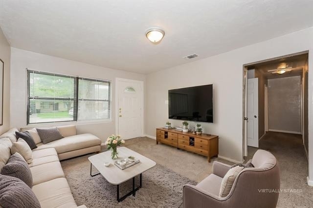 1504 Valley View Street - Photo 2