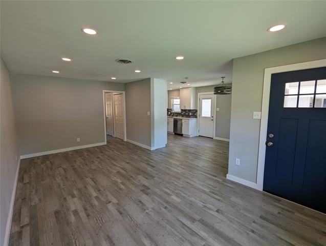 10008 Olmos Drive - Photo 4
