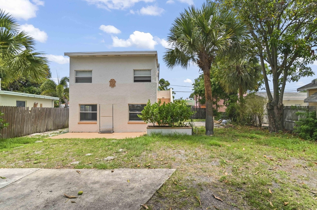 515 Putnam Road - Photo 1