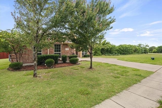 1409 Hidden Creek Drive - Photo 4