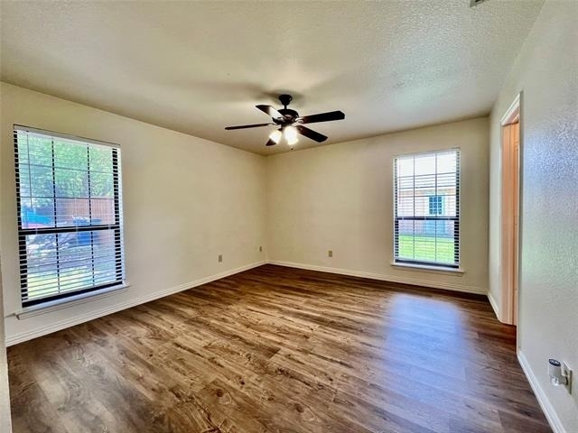525 W Lloyd Street - Photo 5