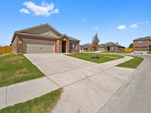 2113 Erlinda Drive - Photo 2