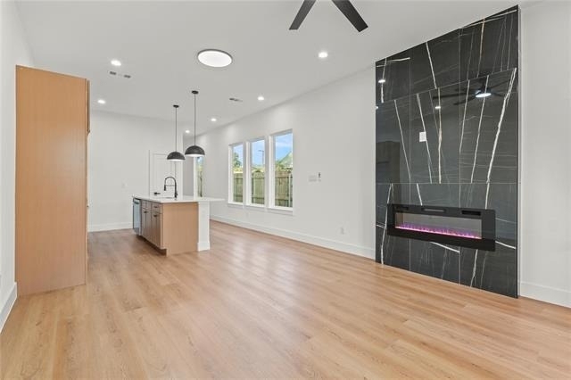 3523 S Harwood Street - Photo 3