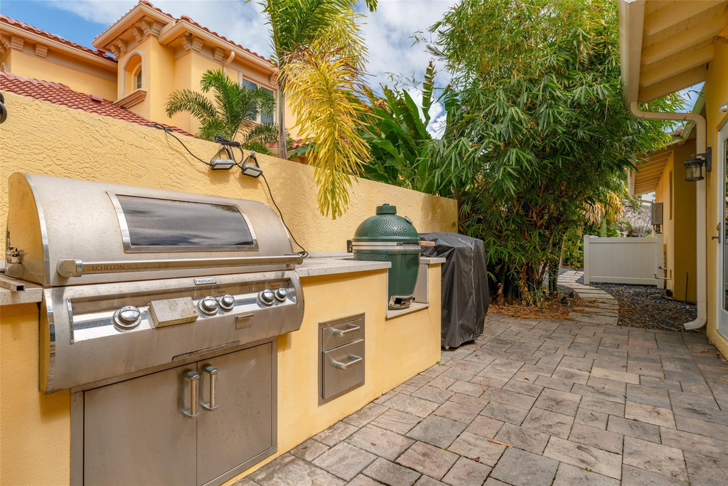 330 Royal Plaza Drive - Photo 34