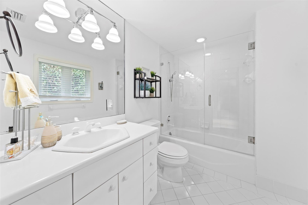 330 Royal Plaza Drive - Photo 21