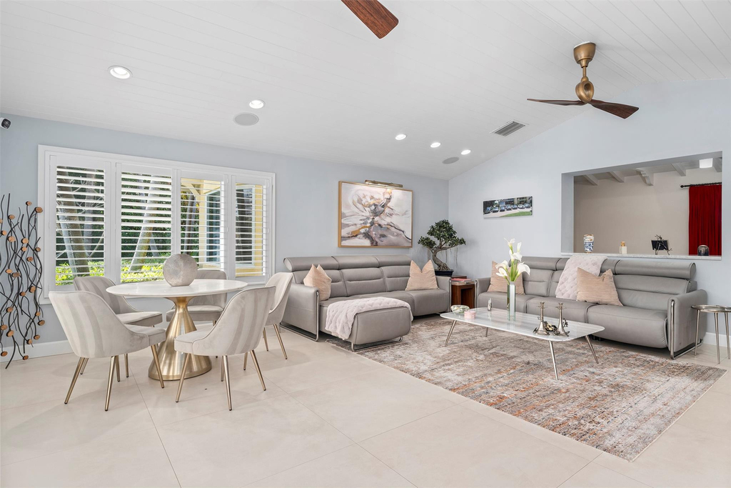 330 Royal Plaza Drive - Photo 6