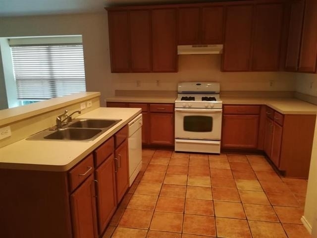 9321 Vernon Court - Photo 3