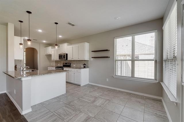 1824 Sparrow Street - Photo 9
