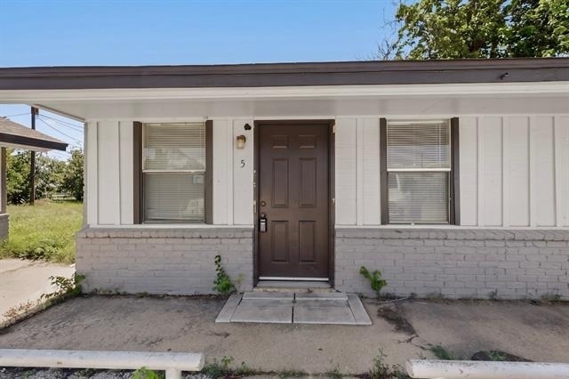 1585 N Mill Street - Photo 4
