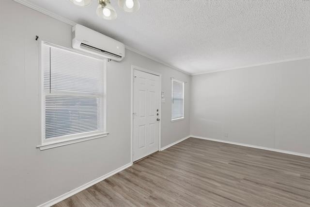 1585 N Mill Street - Photo 5