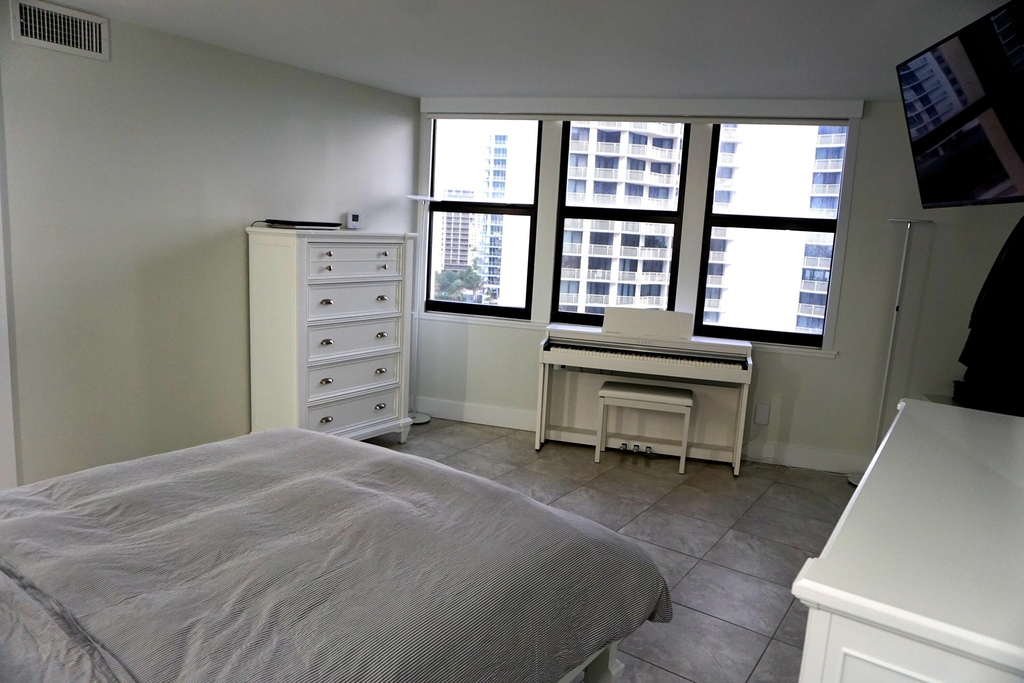 2800 N Ocean Drive - Photo 9