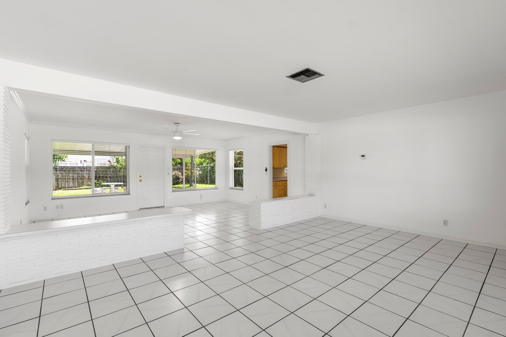 360 Palmetto Street - Photo 11