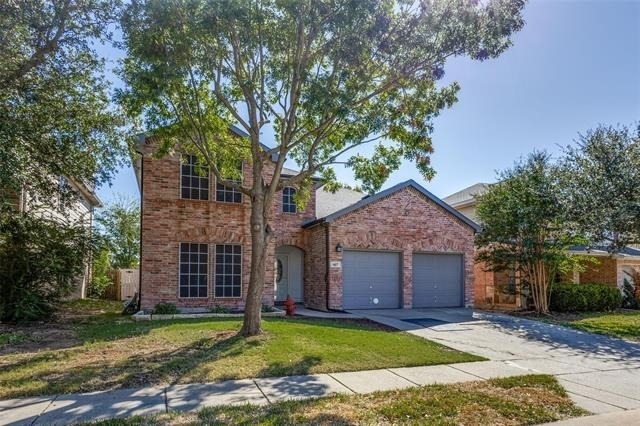 417 Niagara Falls Drive - Photo 1