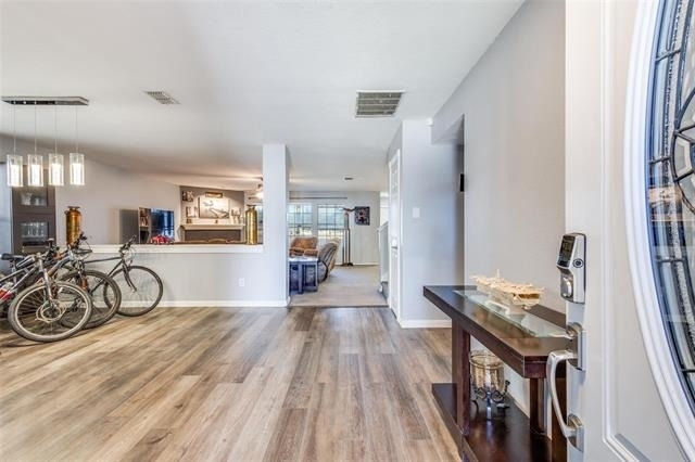 417 Niagara Falls Drive - Photo 3