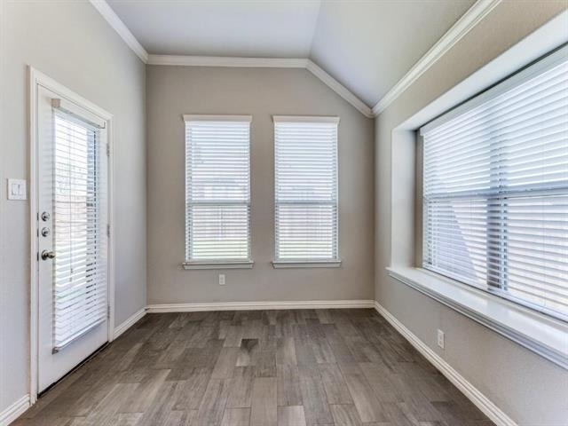 258 Churchill Drive - Photo 7