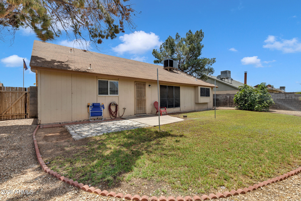 8834 W Purdue Avenue - Photo 22