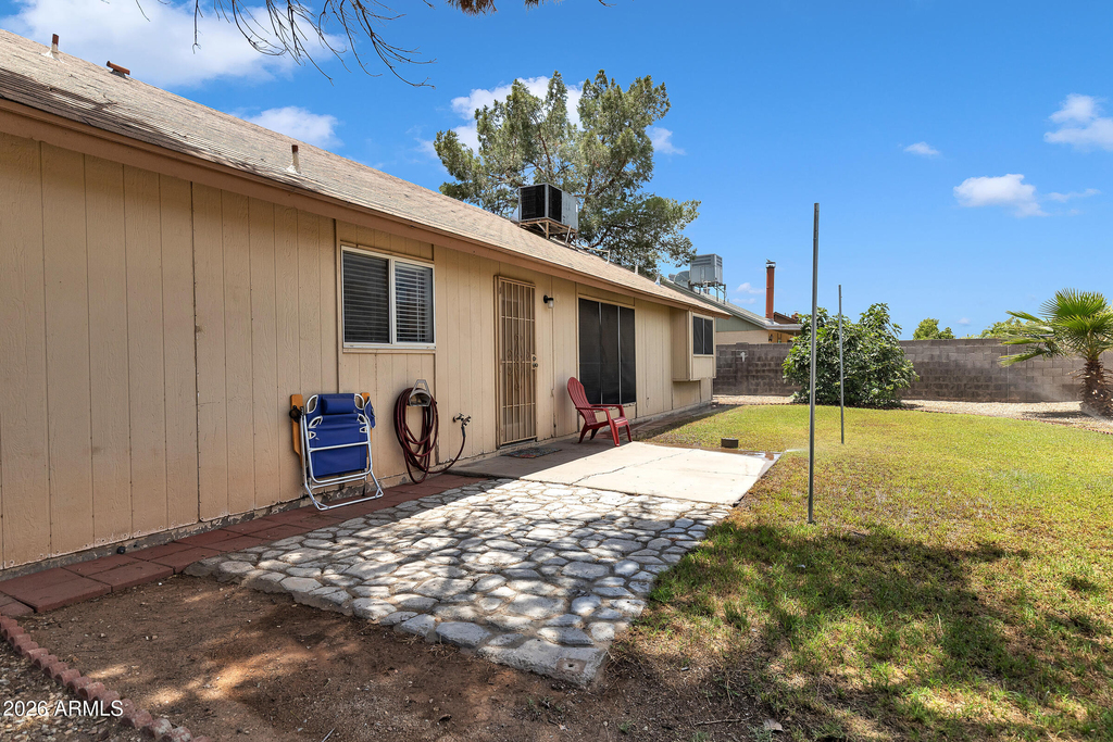 8834 W Purdue Avenue - Photo 25