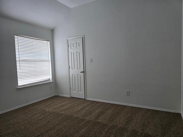 2040 Londonderry Drive - Photo 17