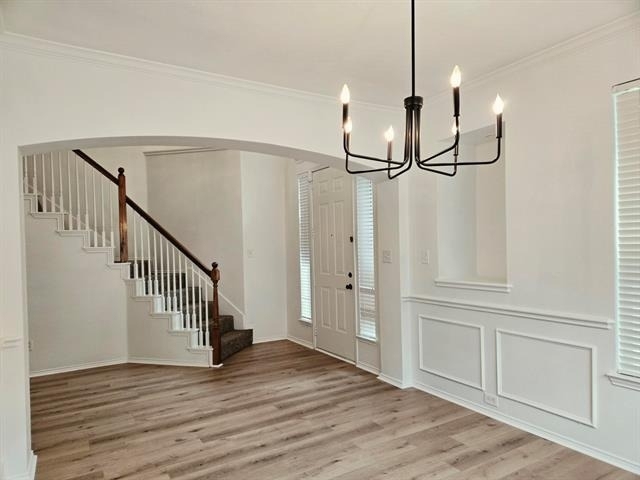 2040 Londonderry Drive - Photo 3
