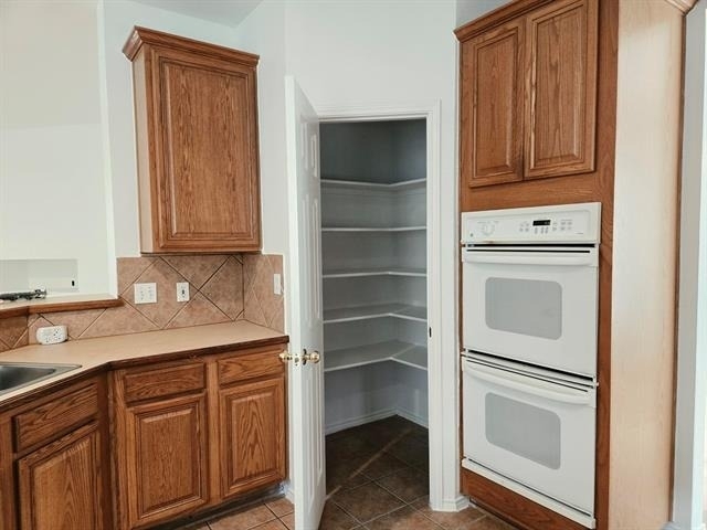 2040 Londonderry Drive - Photo 11