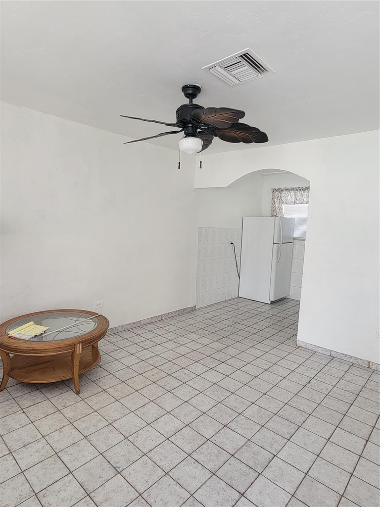 1822 Johnson Street - Photo 5